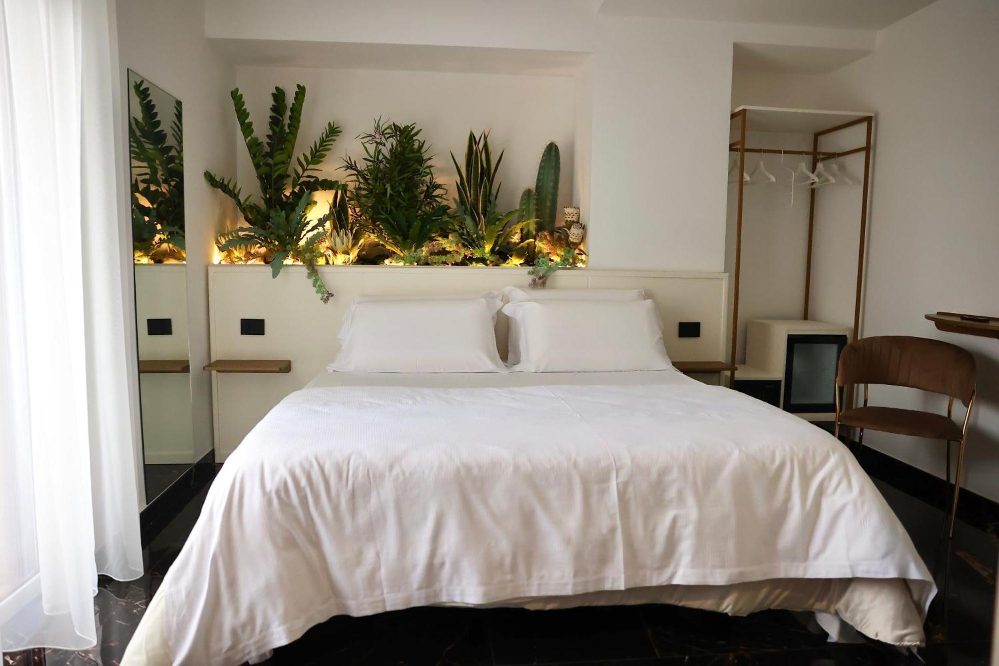 Hotel Max Aversa Buitenkant foto